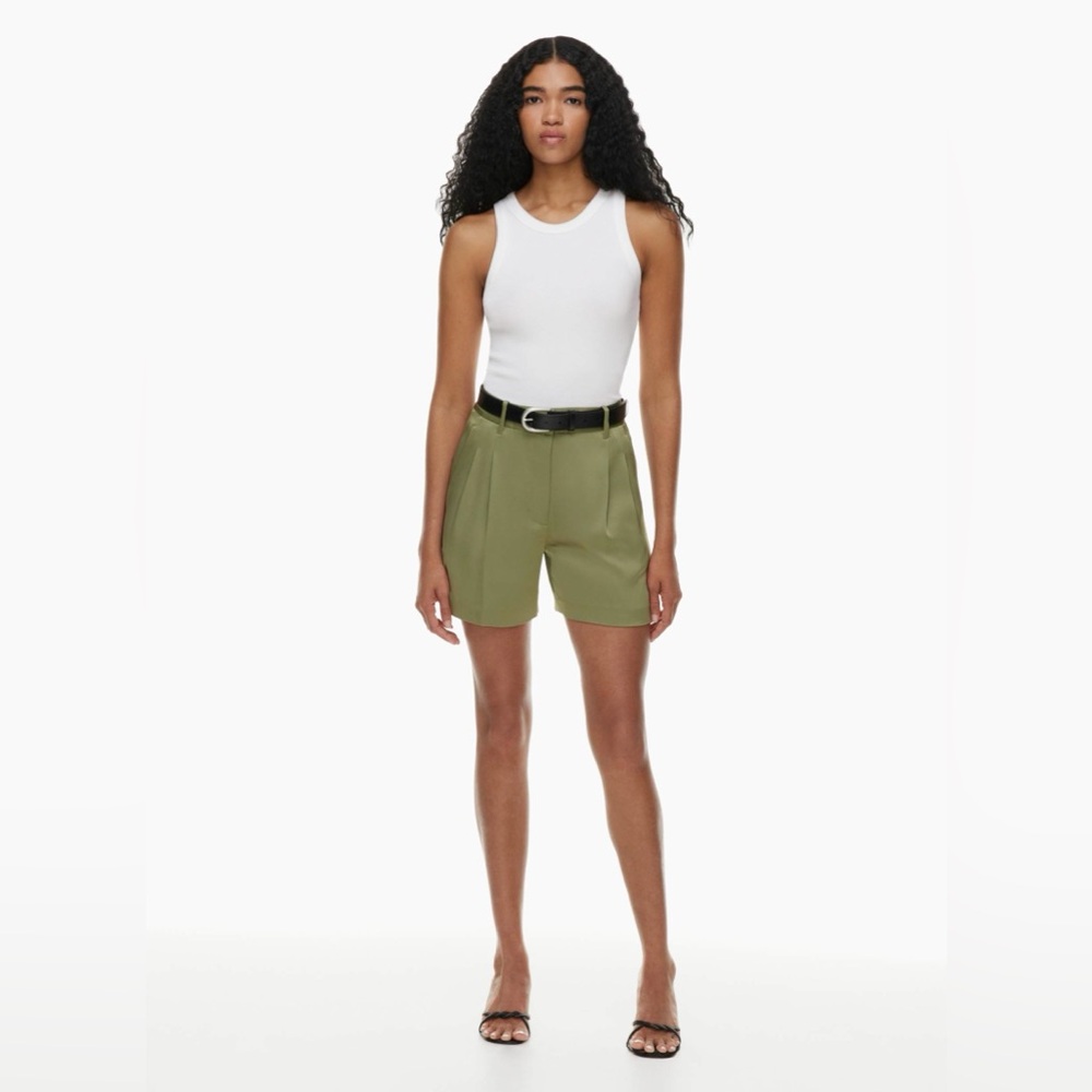 NWT Aritzia The Effortless Short Bosana Green Satin Size 0